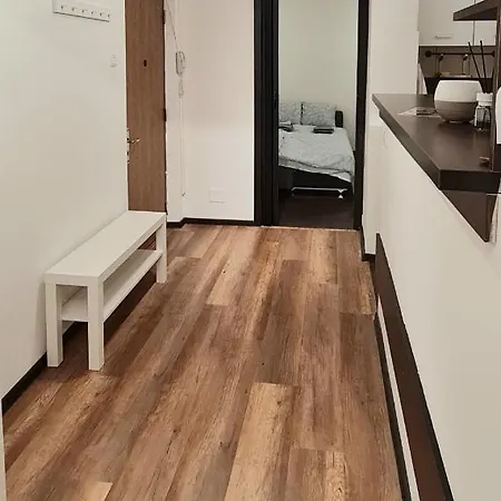 Alestal Arena Apartment *